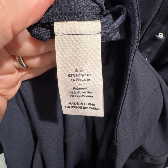 New Cinq a Sept navy Kyla Long Sleeve Navy
Button Down Midi Shirtdress - Picture 5 of 7